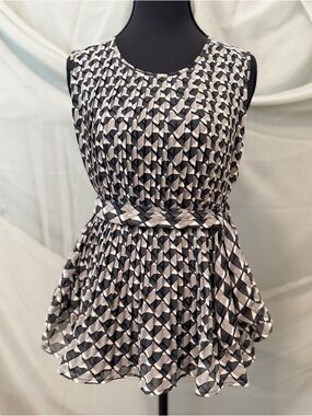 Banana Republic Gray and Black Geometric Blouse